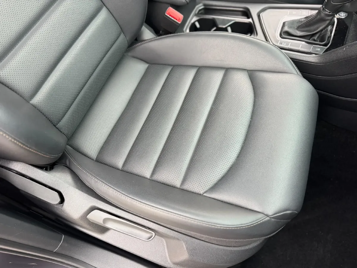 2020 Volkswagen Tharu 1.4T 150HP L4 7DCT,autocango,china used car exporter,china ev exporter,chinese used car exporter,chinese used ev exporter