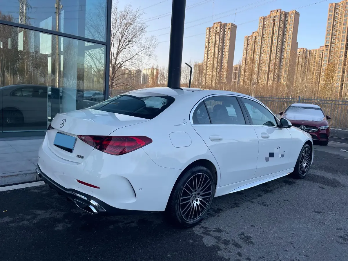 2024 Mercedes-Benz C Class 1.5T 204HP L4 9AT,autocango,china used car exporter,china ev exporter,chinese used car exporter,chinese used ev exporter