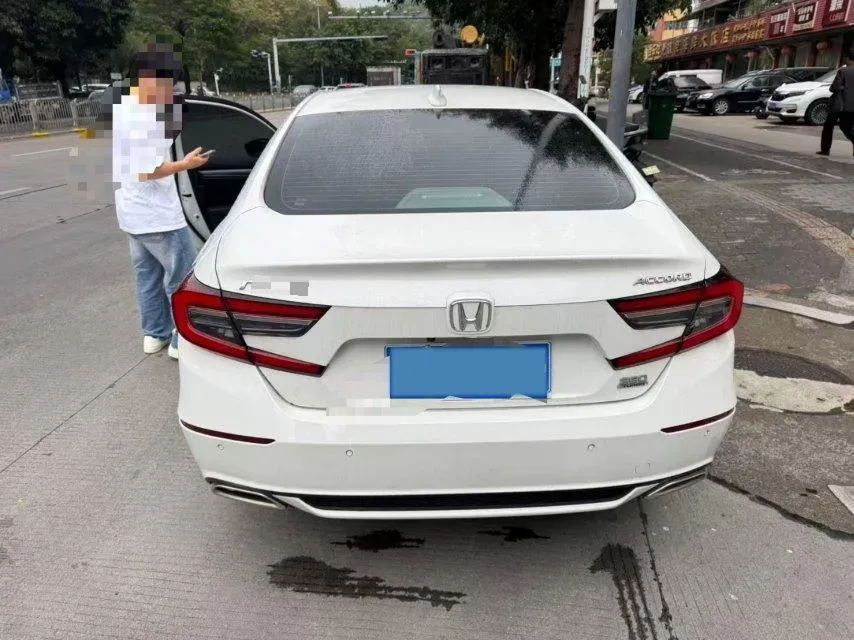 2022 Honda Accord 1.5T 194HP L4 CVT,autocango,china used car exporter,china ev exporter,chinese used car exporter,chinese used ev exporter