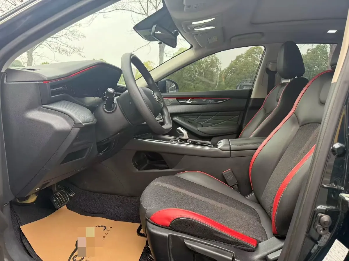 2023 DongFeng Aeolus YiXuan MAX 1.5T 190HP L4 7DCT,autocango,china used car exporter,china ev exporter,chinese used car exporter,chinese used ev exporter