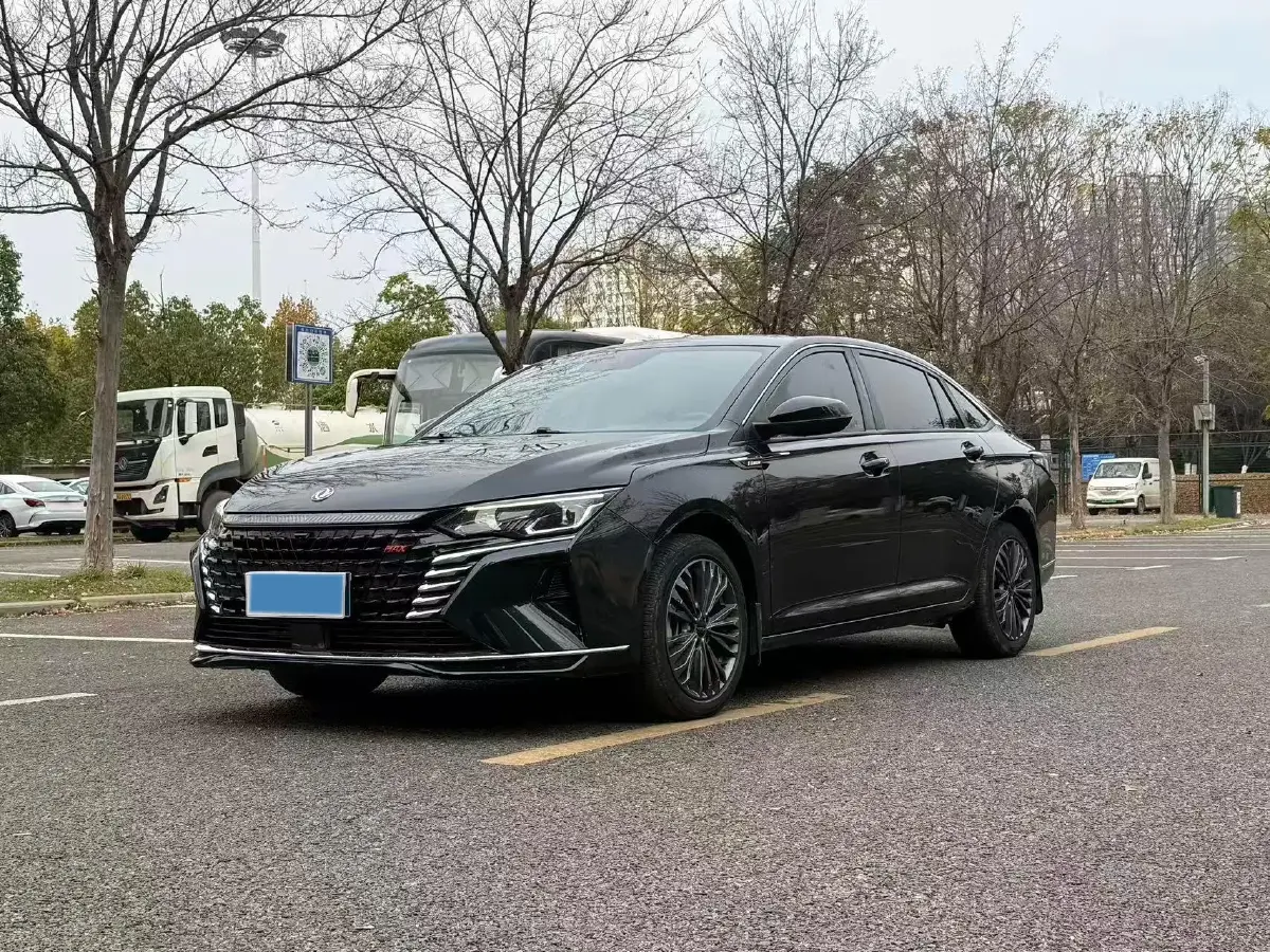 2023 DongFeng Aeolus YiXuan MAX 1.5T 190HP L4 7DCT 2023 DongFeng Aeolus YiXuan MAX 1.5T 190HP L4 7DCT