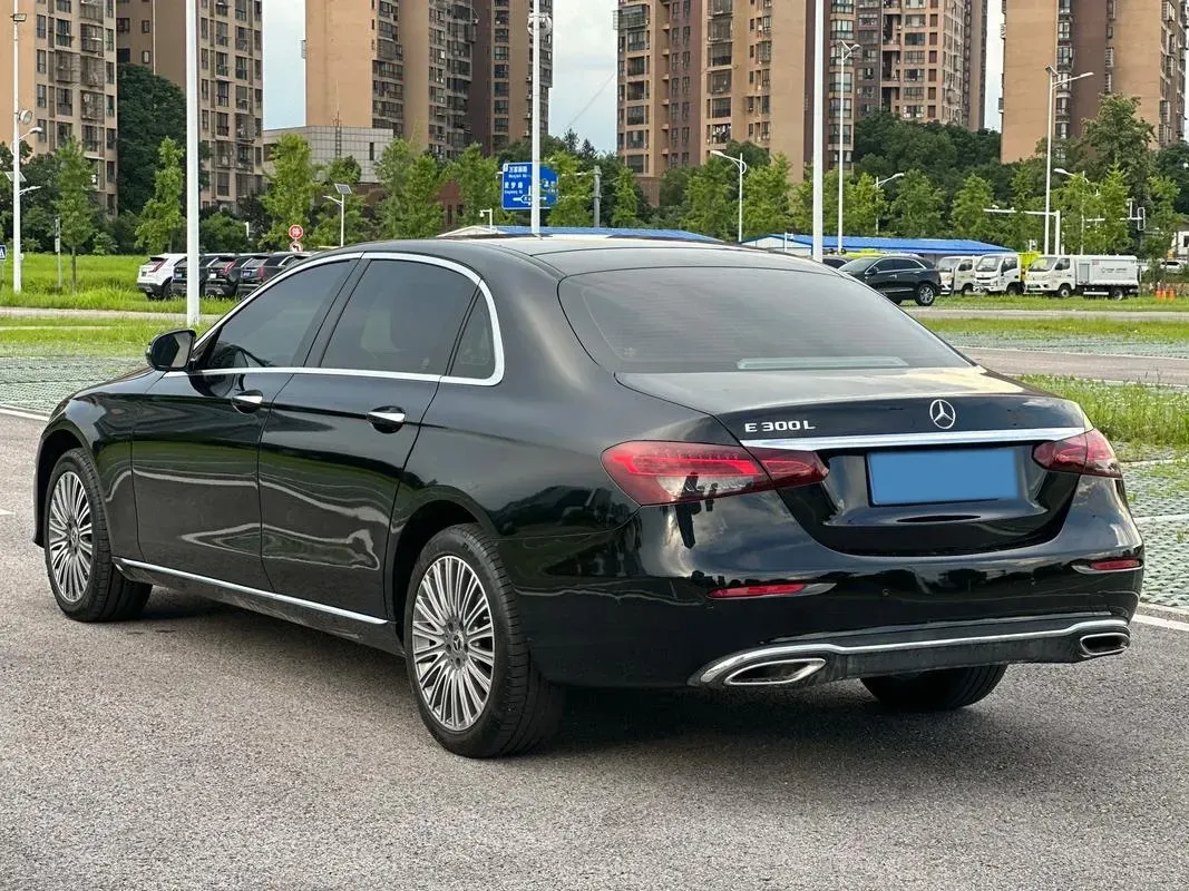 2022 Mercedes-Benz GLC Class 2.0T 258HP L4 9AT,autocango,china used car exporter,china ev exporter,chinese used car exporter,chinese used ev exporter