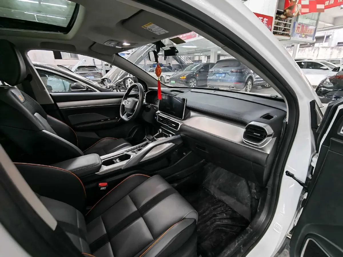 2023 Geely Coolray 1.5T 181HP L4 7DCT,autocango,china used car exporter,china ev exporter,chinese used car exporter,chinese used ev exporter