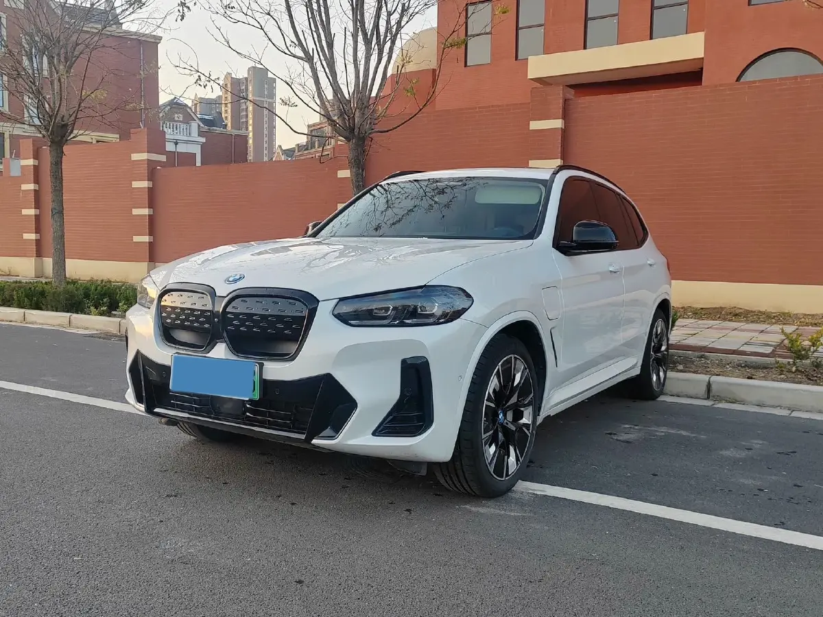 2024 BMW iX3 BEV 80KWH