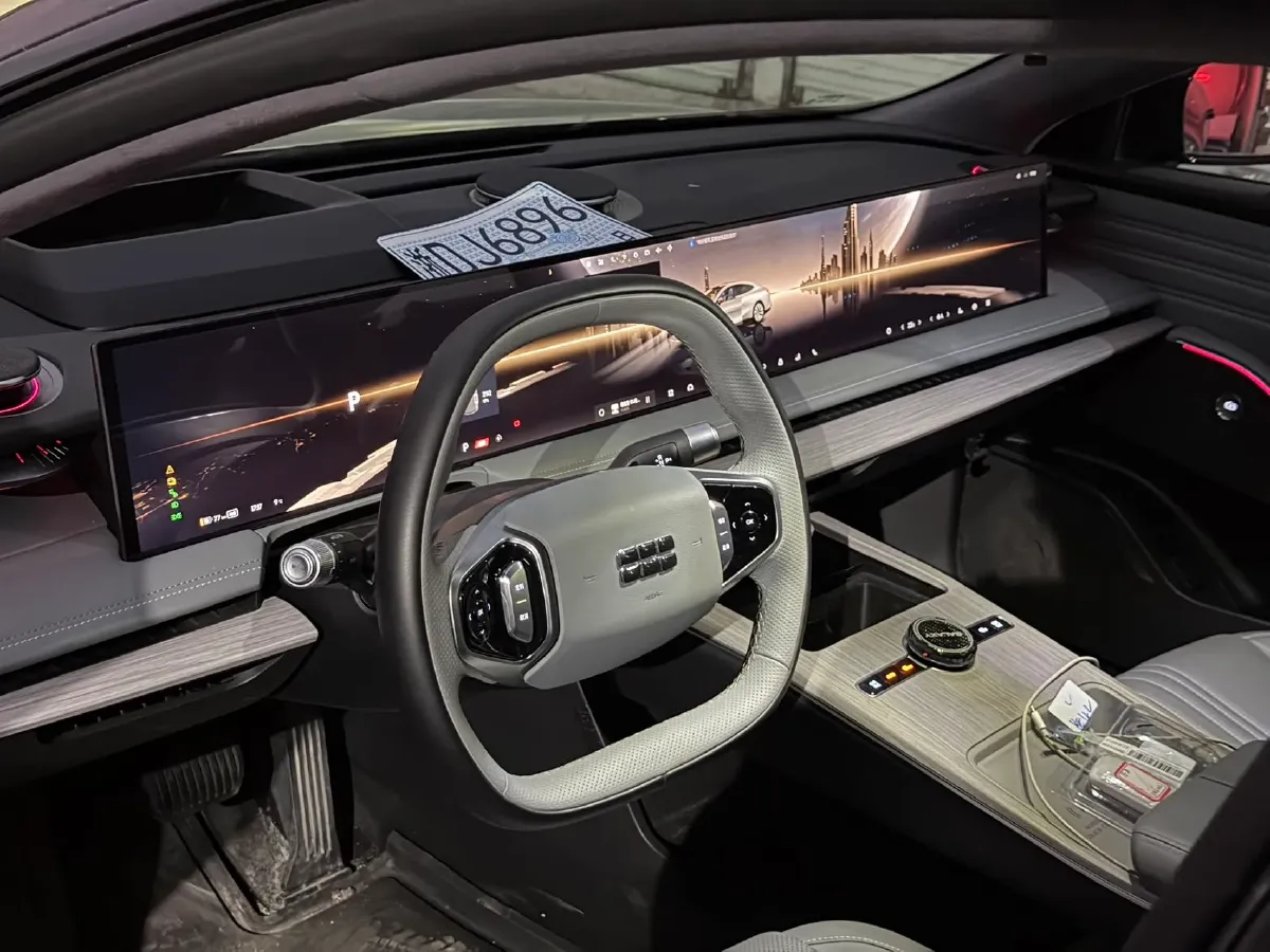 2024 Geely Galaxy E8 BEV 62KWH,autocango,china used car exporter,china ev exporter,chinese used car exporter,chinese used ev exporter