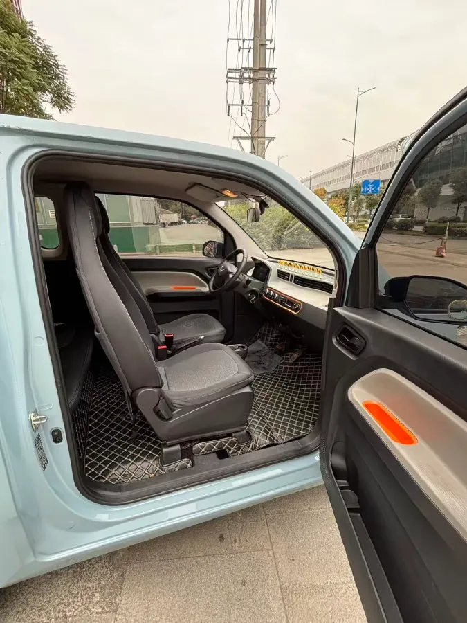2020 WuLing HongGuang MINI EV BEV 9.3KWH,autocango,china used car exporter,china ev exporter,chinese used car exporter,chinese used ev exporter