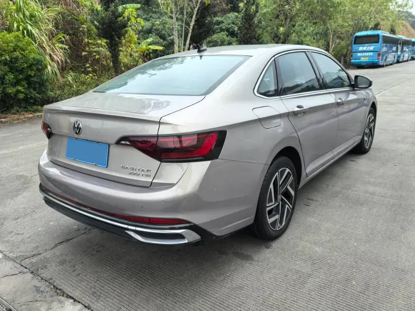 2023 Volkswagen Sagitar 1.2T 116HP L4 7DCT,autocango,china used car exporter,china ev exporter,chinese used car exporter,chinese used ev exporter