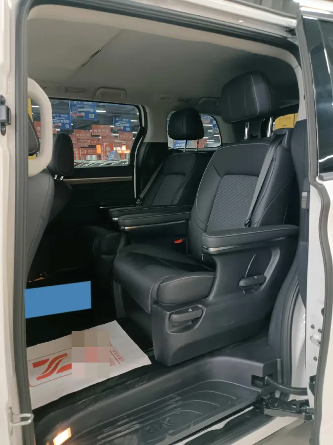 2023 GAC Trumpchi M8 2.0T 252HP L4 8AT,autocango,china used car exporter,china ev exporter,chinese used car exporter,chinese used ev exporter