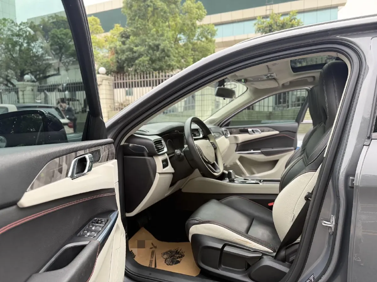2018 Geely Emgrand GT 1.5T 180HP L3 7DCT,autocango,china used car exporter,china ev exporter,chinese used car exporter,chinese used ev exporter
