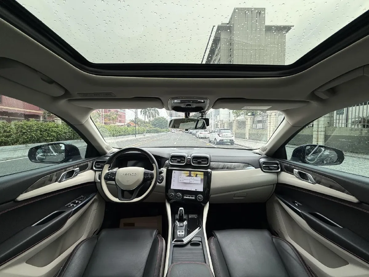 2018 Geely Emgrand GT 1.5T 180HP L3 7DCT,autocango,china used car exporter,china ev exporter,chinese used car exporter,chinese used ev exporter