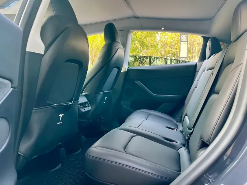 2022 Tesla Model Y BEV 60KWH,autocango,china used car exporter,china ev exporter,chinese used car exporter,chinese used ev exporter