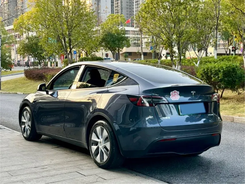 2022 Tesla Model Y BEV 60KWH,autocango,china used car exporter,china ev exporter,chinese used car exporter,chinese used ev exporter