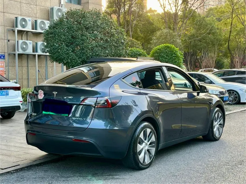 2022 Tesla Model Y BEV 60KWH,autocango,china used car exporter,china ev exporter,chinese used car exporter,chinese used ev exporter