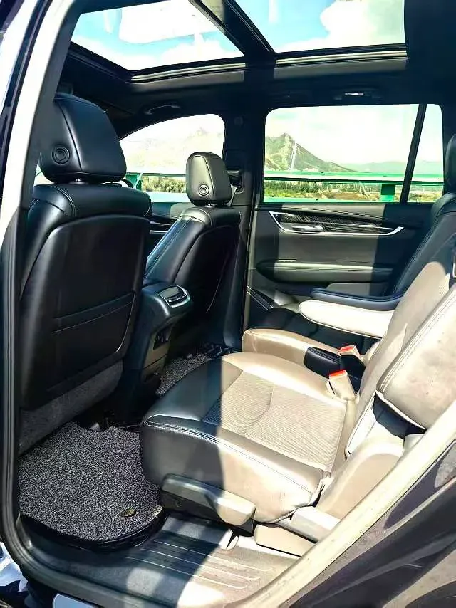 2020 Cadillac XT6 2.0T 237HP L4 9AT,autocango,china used car exporter,china ev exporter,chinese used car exporter,chinese used ev exporter