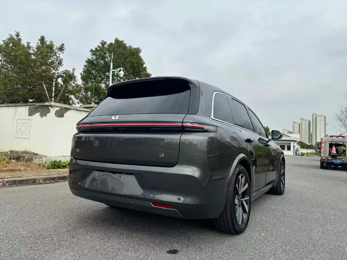 2023 Li L8 Range Extended 154HP REEV 40.9KWH,autocango,china used car exporter,china ev exporter,chinese used car exporter,chinese used ev exporter