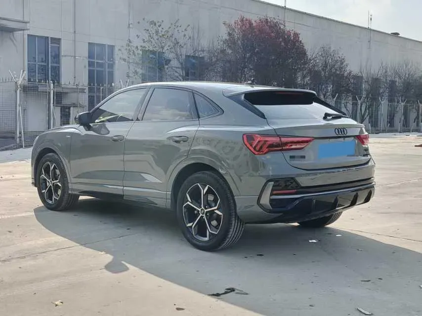 2025 Audi Q3 Sportback 2.0T 186HP L4 7DCT,autocango,china used car exporter,china ev exporter,chinese used car exporter,chinese used ev exporter