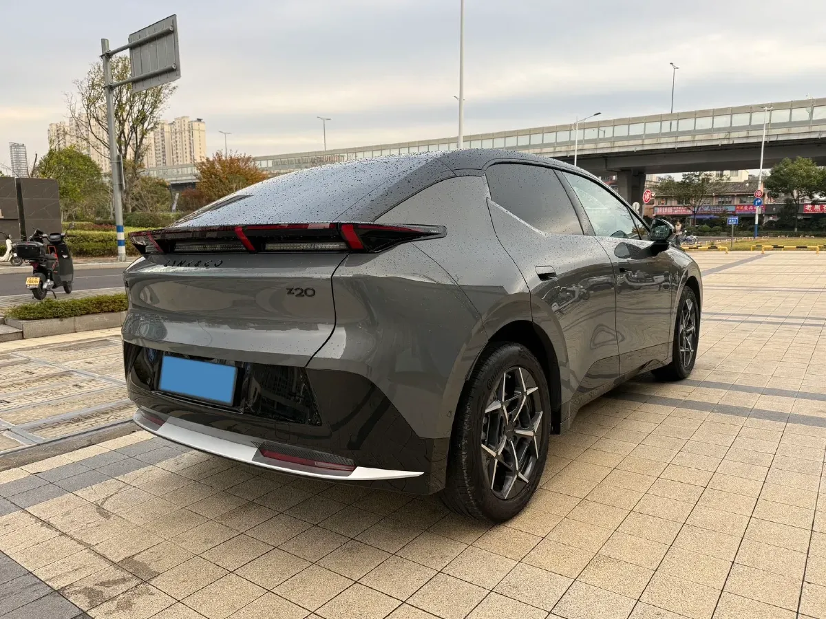 2025 Dongfeng Z9 2.0T 258HP L4 8AT,autocango,china used car exporter,china ev exporter,chinese used car exporter,chinese used ev exporter