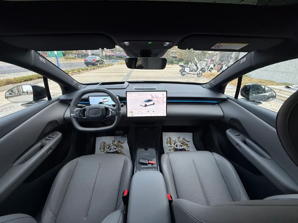 2025 Dongfeng Z9 2.0T 258HP L4 8AT,autocango,china used car exporter,china ev exporter,chinese used car exporter,chinese used ev exporter