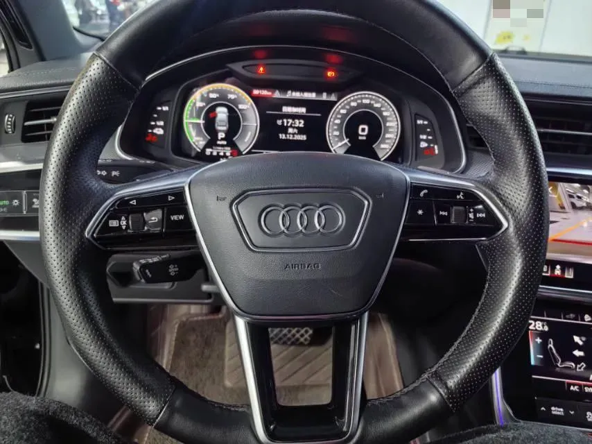 2020 Audi A6L 2.0T 252HP L4 7DCT PHEV 14.1KWH,autocango,china used car exporter,china ev exporter,chinese used car exporter,chinese used ev exporter