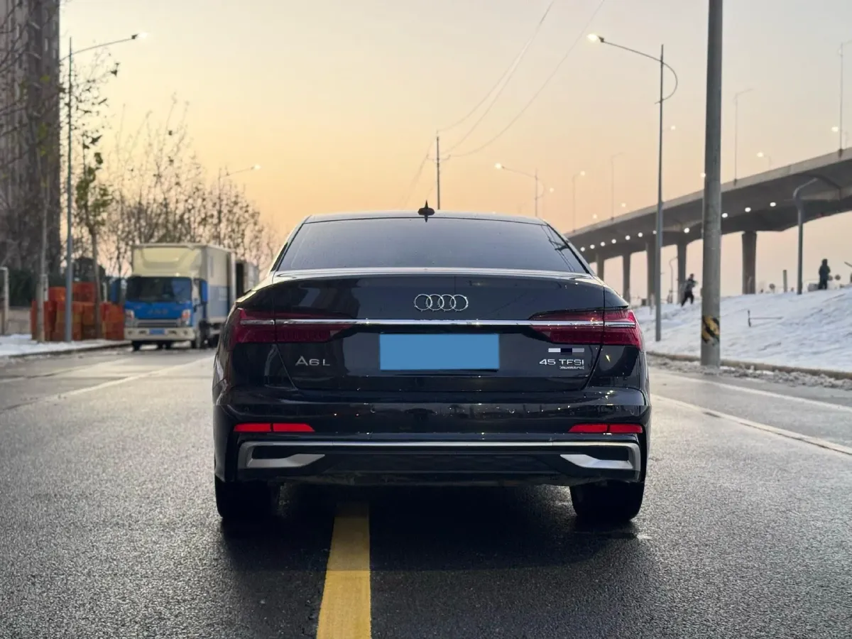 2020 Audi A6L 2.0T 224HP L4 7DCT,autocango,china used car exporter,china ev exporter,chinese used car exporter,chinese used ev exporter