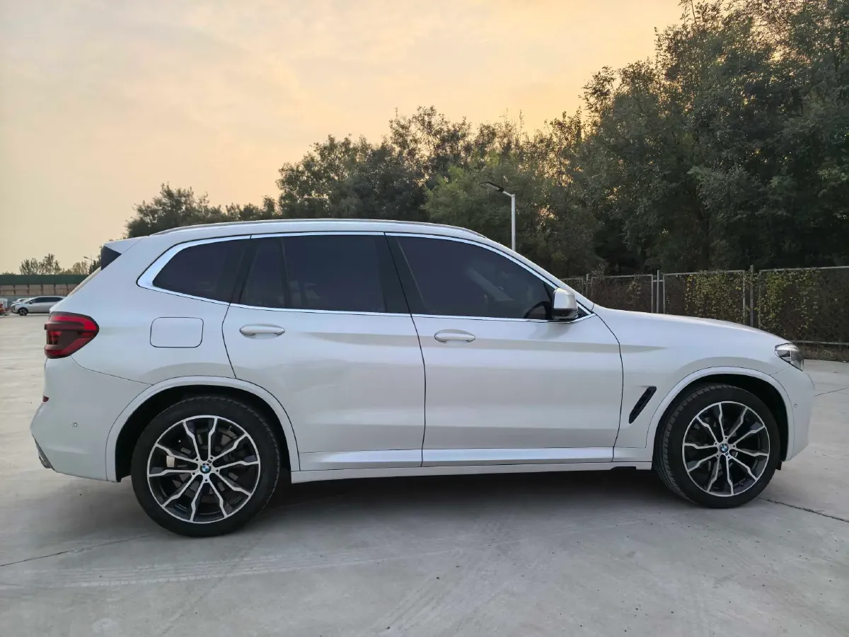 2021 BMW X3 2.0T 252HP L4 8AT,autocango,china used car exporter,china ev exporter,chinese used car exporter,chinese used ev exporter