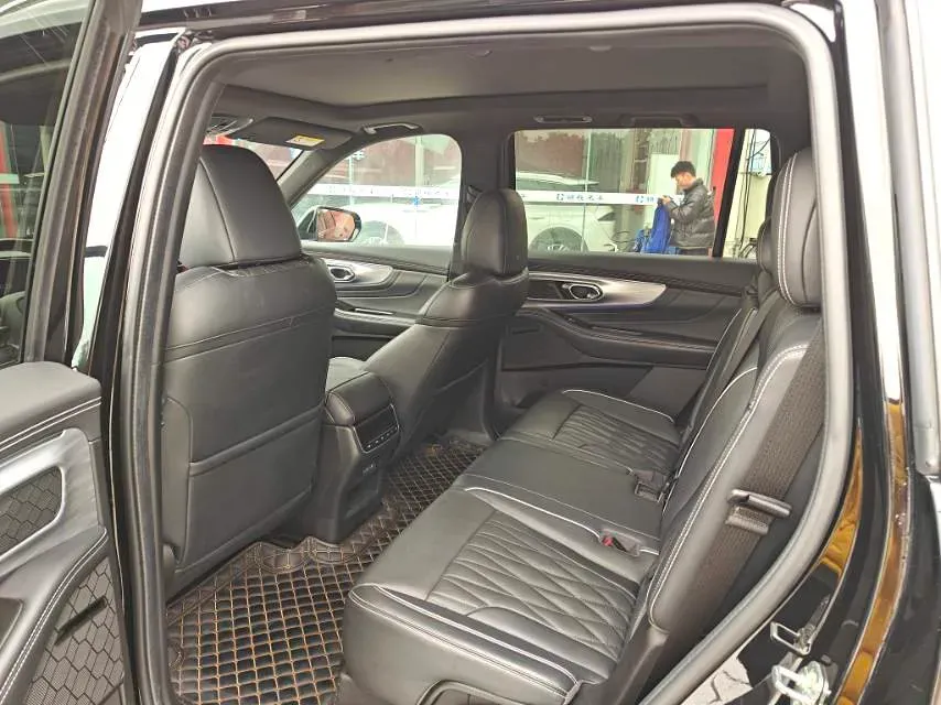 2022 GAC Trumpchi GS8 2.0T 252HP L4 8AT,autocango,china used car exporter,china ev exporter,chinese used car exporter,chinese used ev exporter