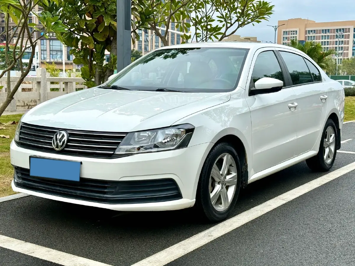 2017 Volkswagen Lavida 1.6L 110HP L4 6AT
