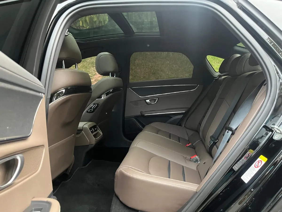 2020 WEY VV7 2.0T 227HP L4 7DCT PHEV,autocango,china used car exporter,china ev exporter,chinese used car exporter,chinese used ev exporter