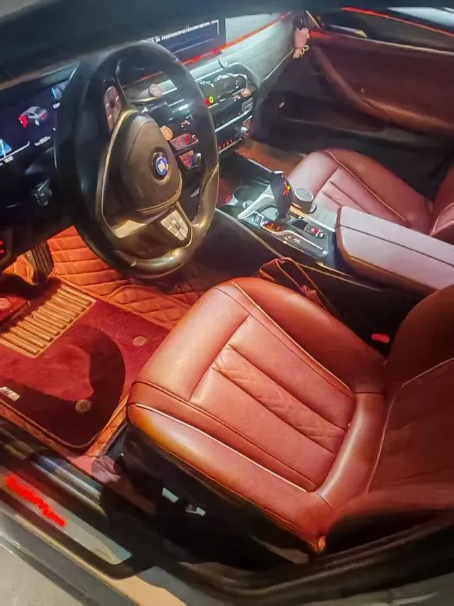 2021 BMW 5 Series 2.0T 184HP L4 8AT PHEV 17.7KWH,autocango,china used car exporter,china ev exporter,chinese used car exporter,chinese used ev exporter