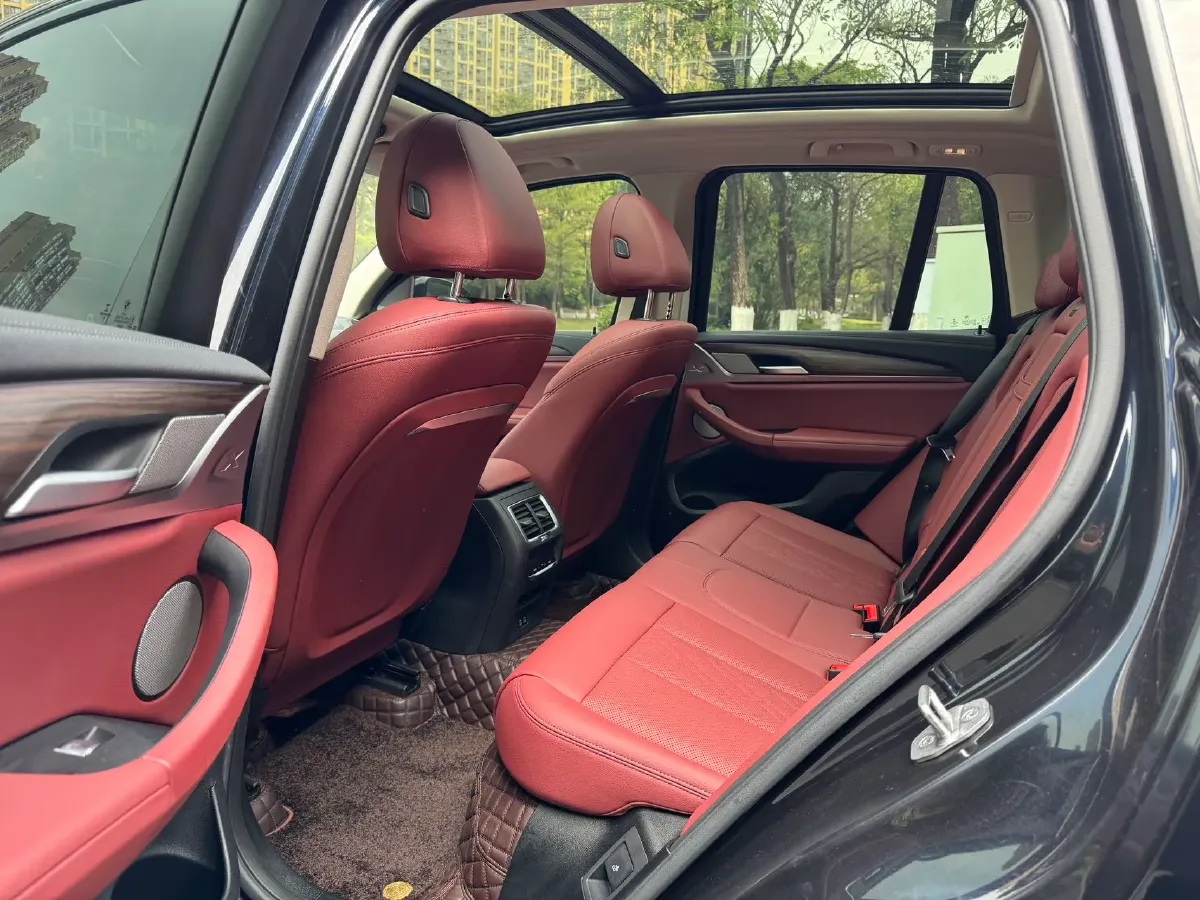 2022 BMW X3 2.0T 252HP L4 8AT,autocango,china used car exporter,china ev exporter,chinese used car exporter,chinese used ev exporter