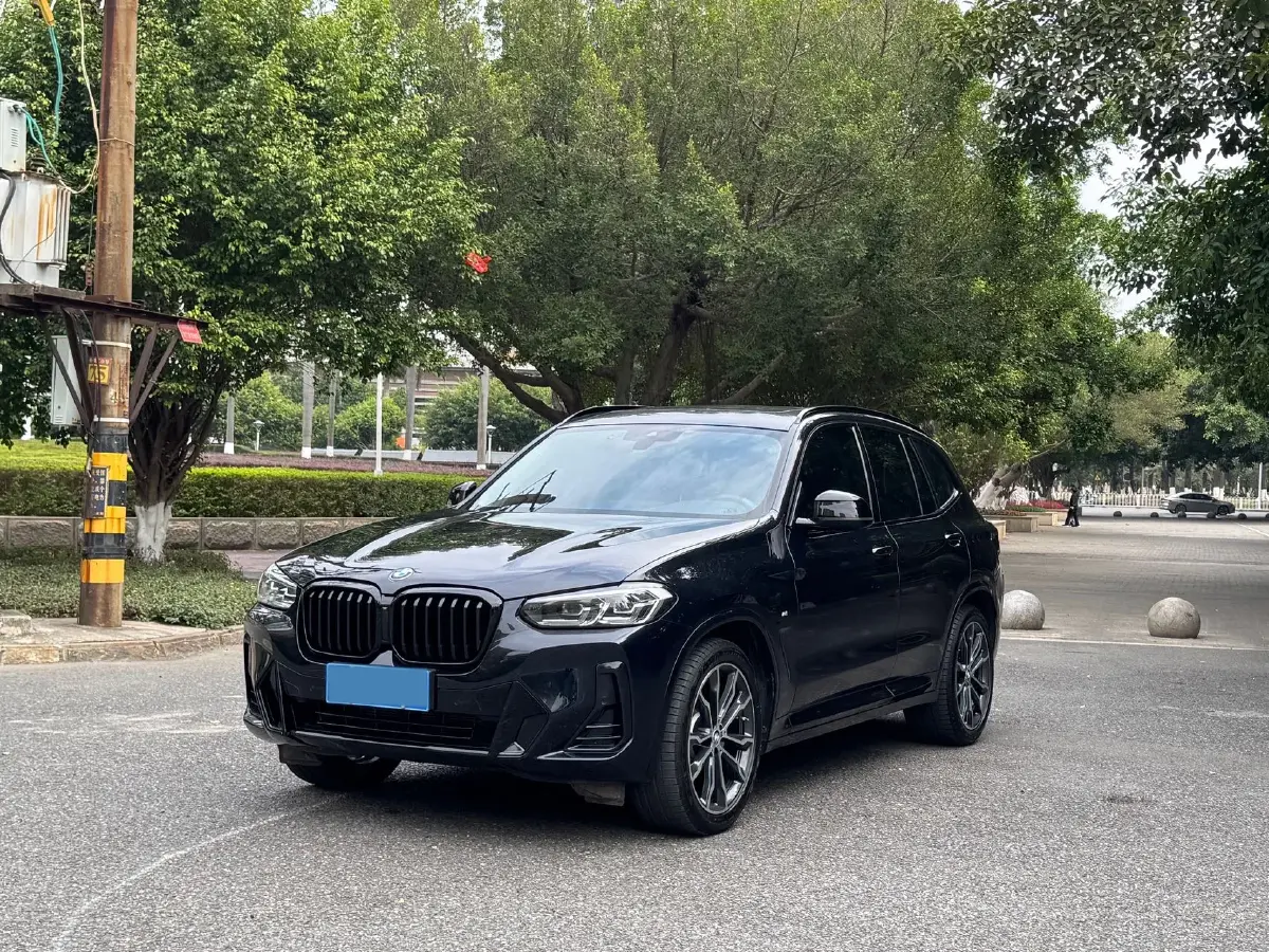 2022 BMW X3 2.0T 252HP L4 8AT