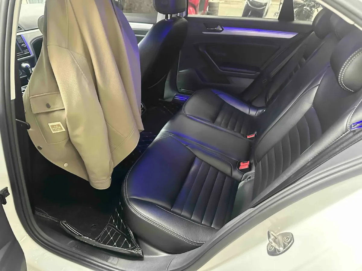 2019 Volkswagen T-Cross 1.4T 150HP L4 7DCT,autocango,china used car exporter,china ev exporter,chinese used car exporter,chinese used ev exporter