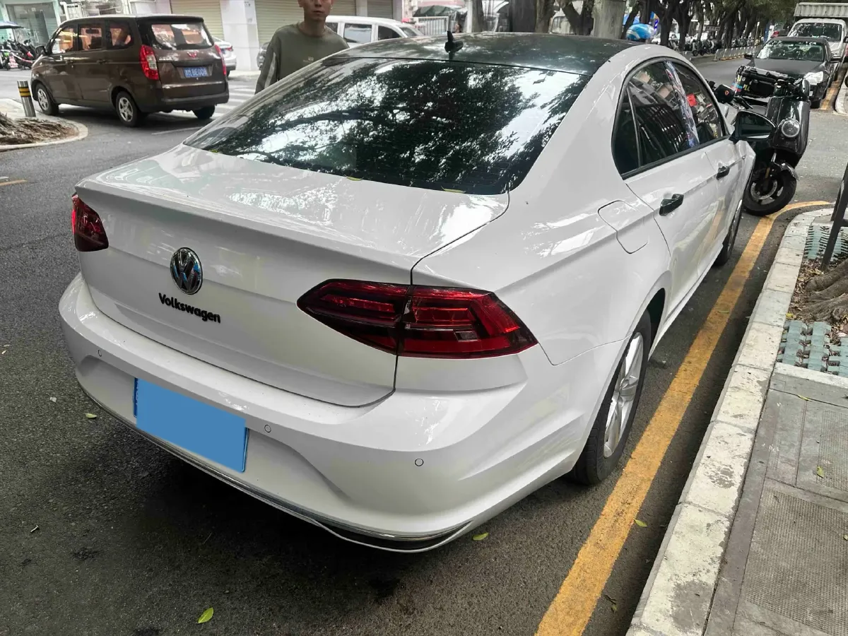 2019 Volkswagen T-Cross 1.4T 150HP L4 7DCT,autocango,china used car exporter,china ev exporter,chinese used car exporter,chinese used ev exporter
