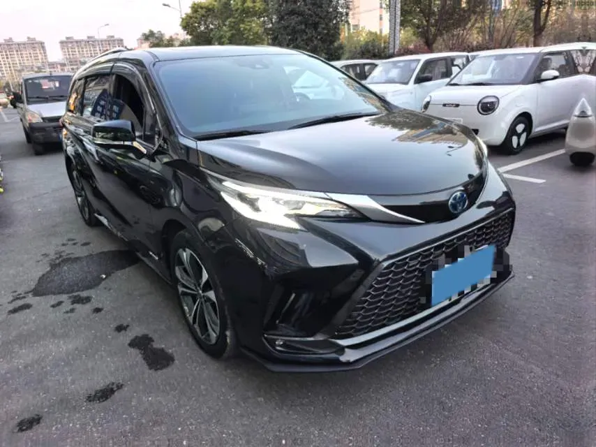 2022 Toyota Granvia 2.5L 192HP L4 E-CVT Hybrid,autocango,china used car exporter,china ev exporter,chinese used car exporter,chinese used ev exporter