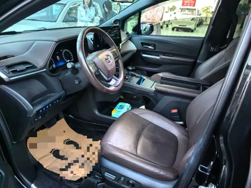 2022 Toyota Granvia 2.5L 192HP L4 E-CVT Hybrid,autocango,china used car exporter,china ev exporter,chinese used car exporter,chinese used ev exporter