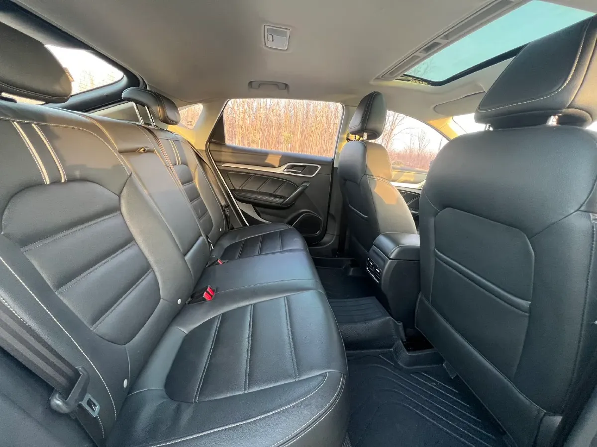 2017 MG MG6 1.5T 169HP L4 7DCT,autocango,china used car exporter,china ev exporter,chinese used car exporter,chinese used ev exporter