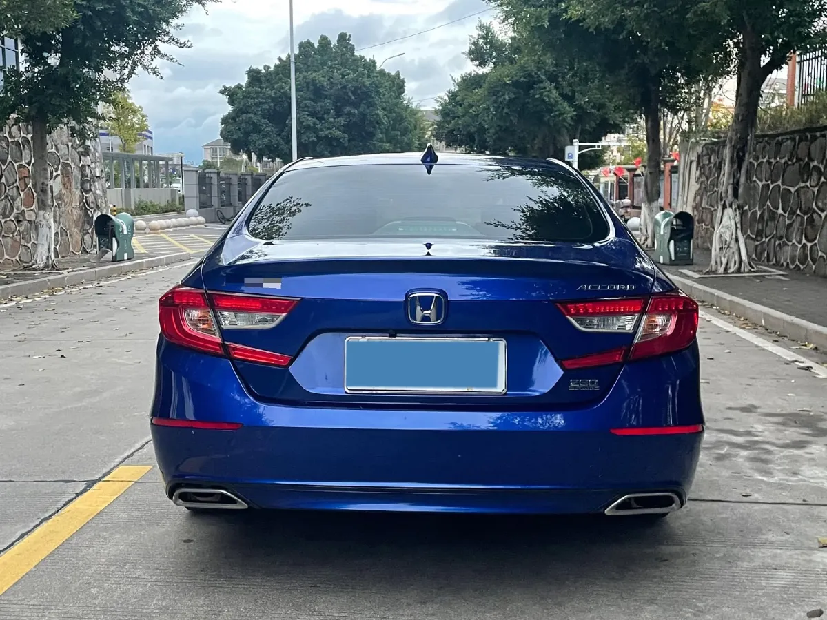 2018 Honda Accord 1.5T 194HP L4 CVT,autocango,china used car exporter,china ev exporter,chinese used car exporter,chinese used ev exporter