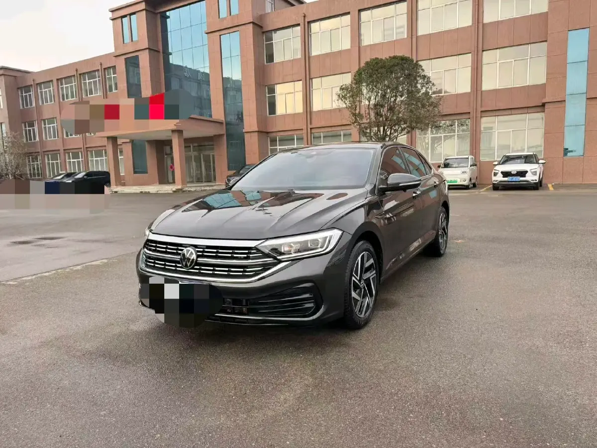 2023 Volkswagen Sagitar 1.5T 160HP L4 7DCT