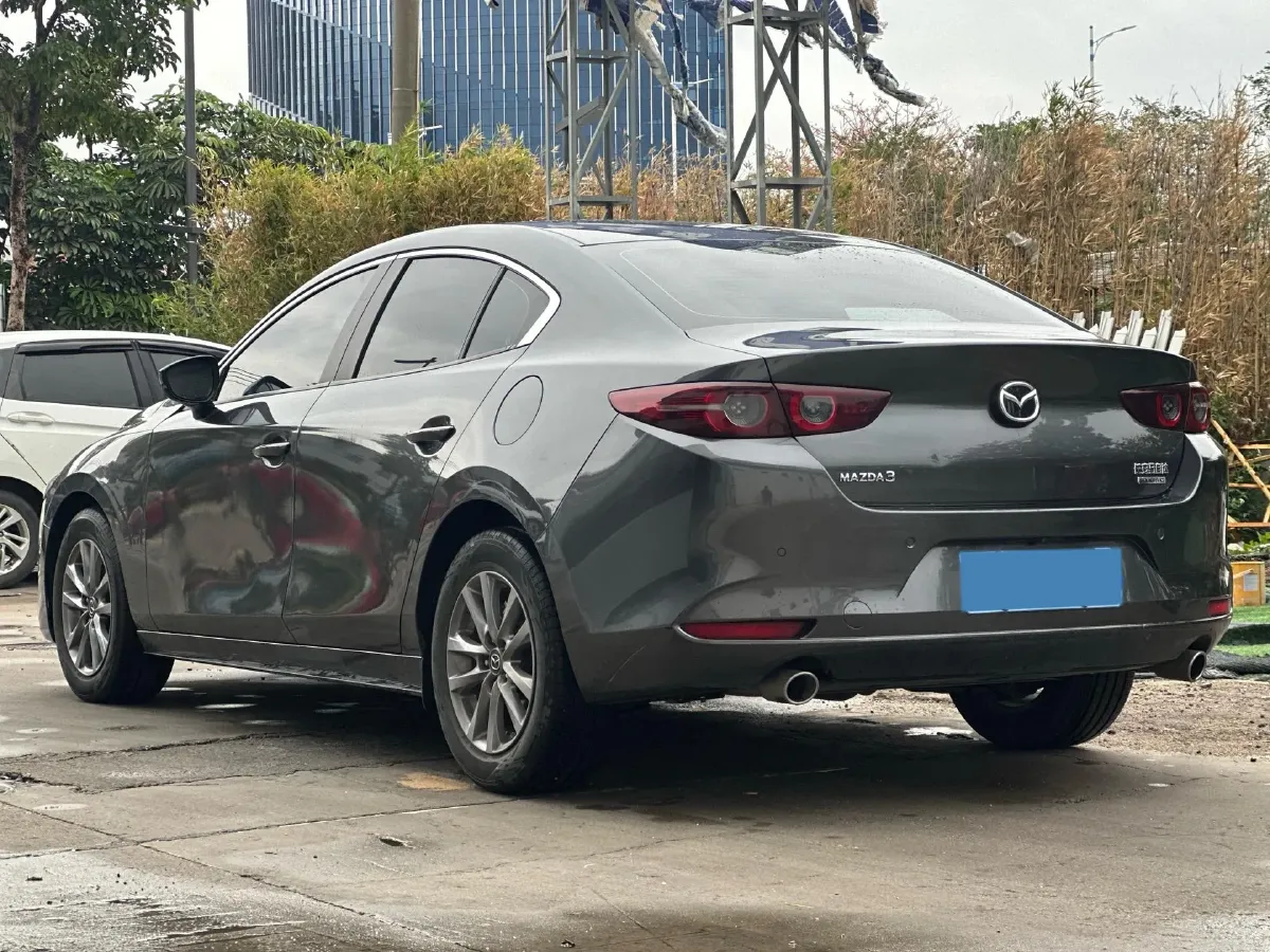 2022 Mazda 3 Axela 1.5L 117HP L4 6MT,autocango,china used car exporter,china ev exporter,chinese used car exporter,chinese used ev exporter