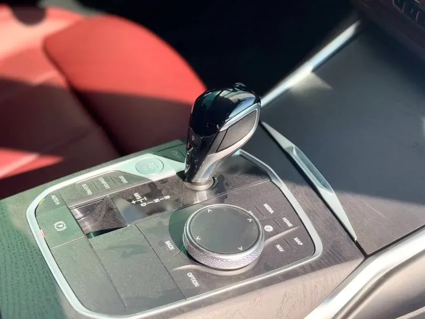 2022 BMW 8 Series 3.0T 333HP L6 8AT,autocango,china used car exporter,china ev exporter,chinese used car exporter,chinese used ev exporter