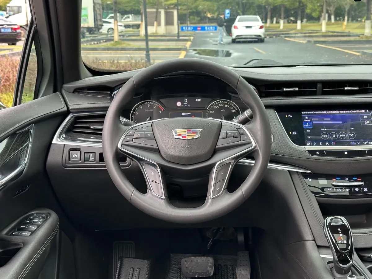 2020 Cadillac XT5 2.0T 237HP L4 9AT,autocango,china used car exporter,china ev exporter,chinese used car exporter,chinese used ev exporter