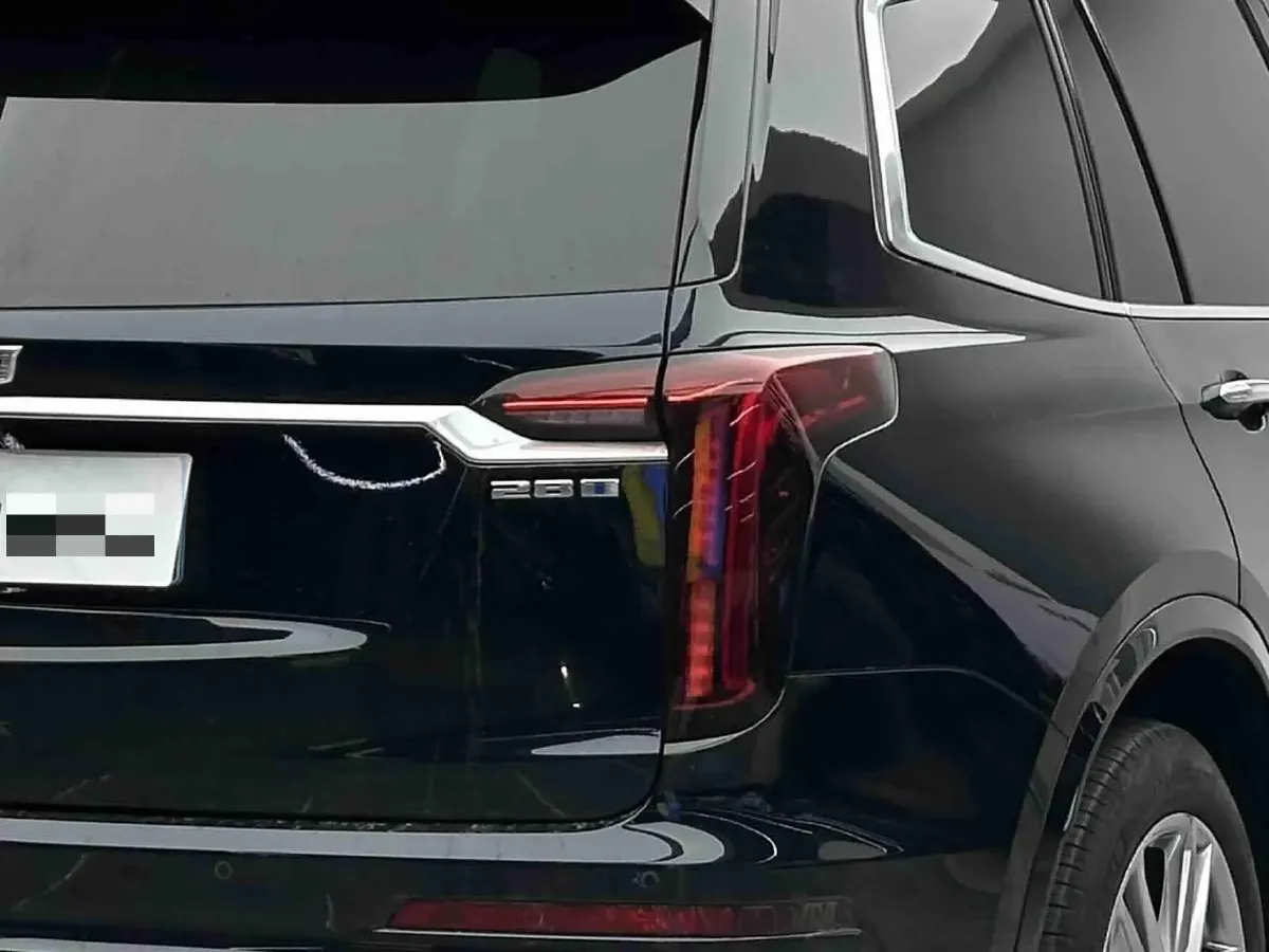 2022 Cadillac XT6 2.0T 237HP L4 9AT,autocango,china used car exporter,china ev exporter,chinese used car exporter,chinese used ev exporter