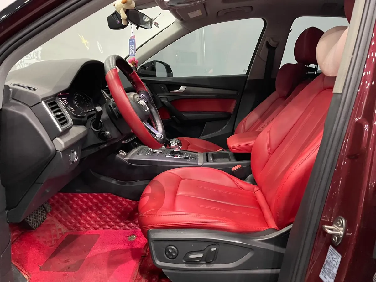 2018 Volkswagen Alltrack 2.0T 220HP L4 7DCT,autocango,china used car exporter,china ev exporter,chinese used car exporter,chinese used ev exporter