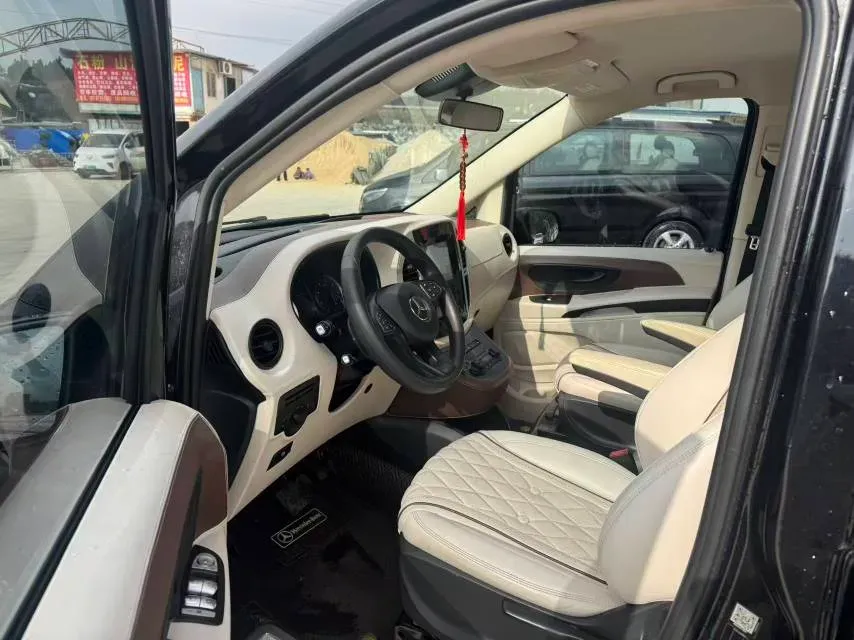 2020 Mercedes-Benz Vito 2.0T 211HP L4 9AT,autocango,china used car exporter,china ev exporter,chinese used car exporter,chinese used ev exporter