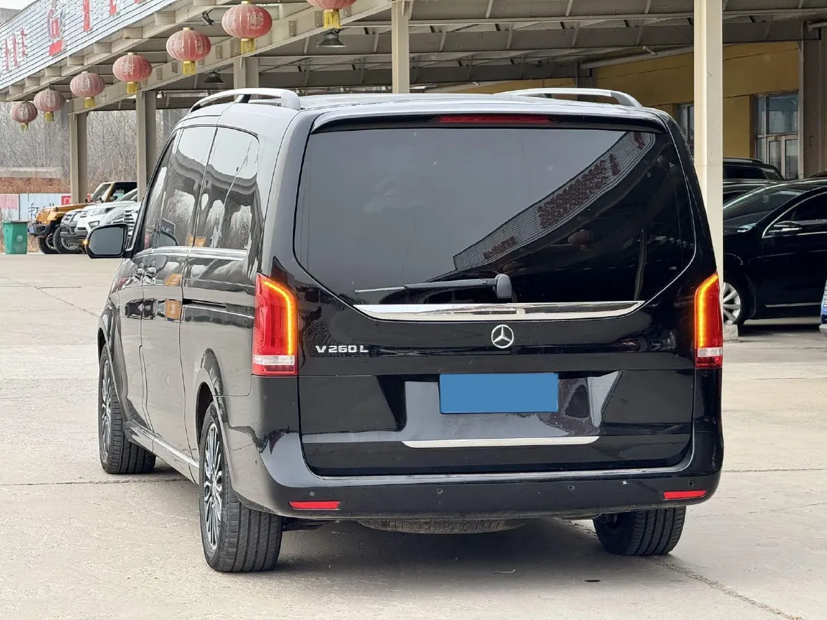 2018 Mercedes-Benz V Class 2.0T 211HP L4 7AT,autocango,china used car exporter,china ev exporter,chinese used car exporter,chinese used ev exporter