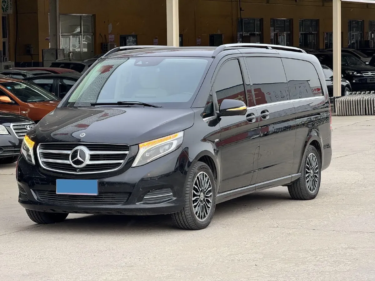 2018 Mercedes-Benz V Class 2.0T 211HP L4 7AT,autocango,china used car exporter,china ev exporter,chinese used car exporter,chinese used ev exporter