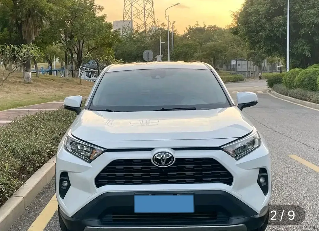 2023 Toyota RAV4 2.0L 171HP L4 CVT,autocango,china used car exporter,china ev exporter,chinese used car exporter,chinese used ev exporter