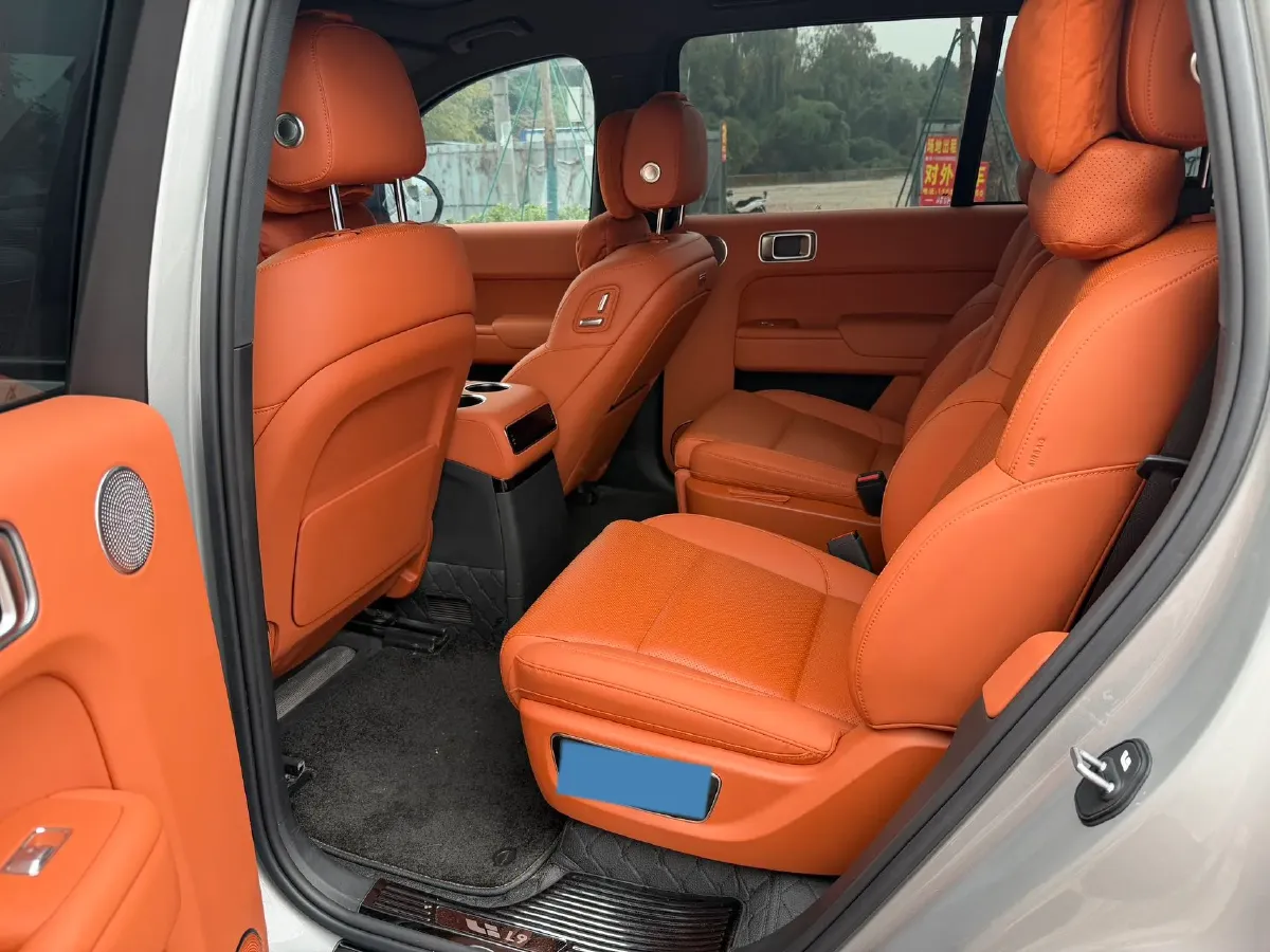 2024 Li L9 Range Extended 154HP REEV 52.3KWH,autocango,china used car exporter,china ev exporter,chinese used car exporter,chinese used ev exporter