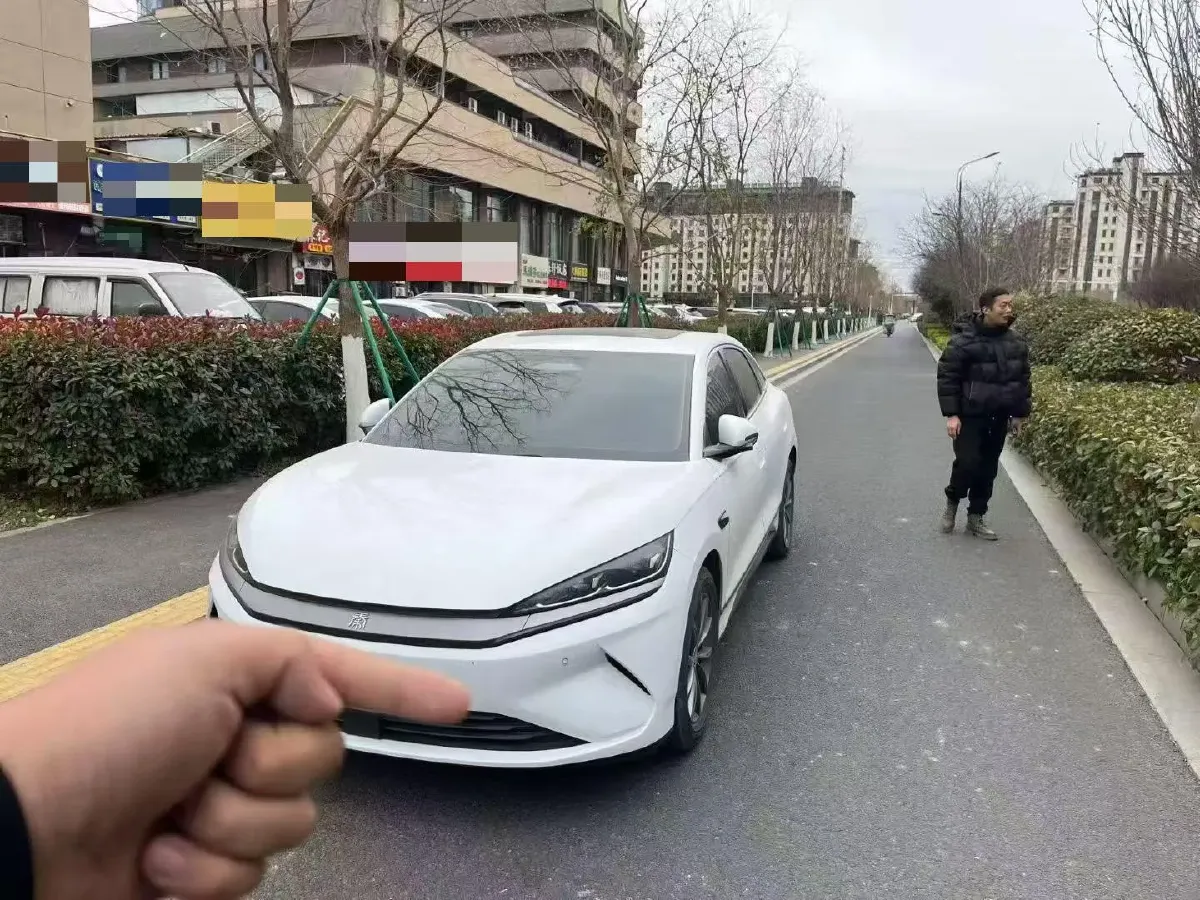 2025 BYD QinL BEV,autocango,china used car exporter,china ev exporter,chinese used car exporter,chinese used ev exporter