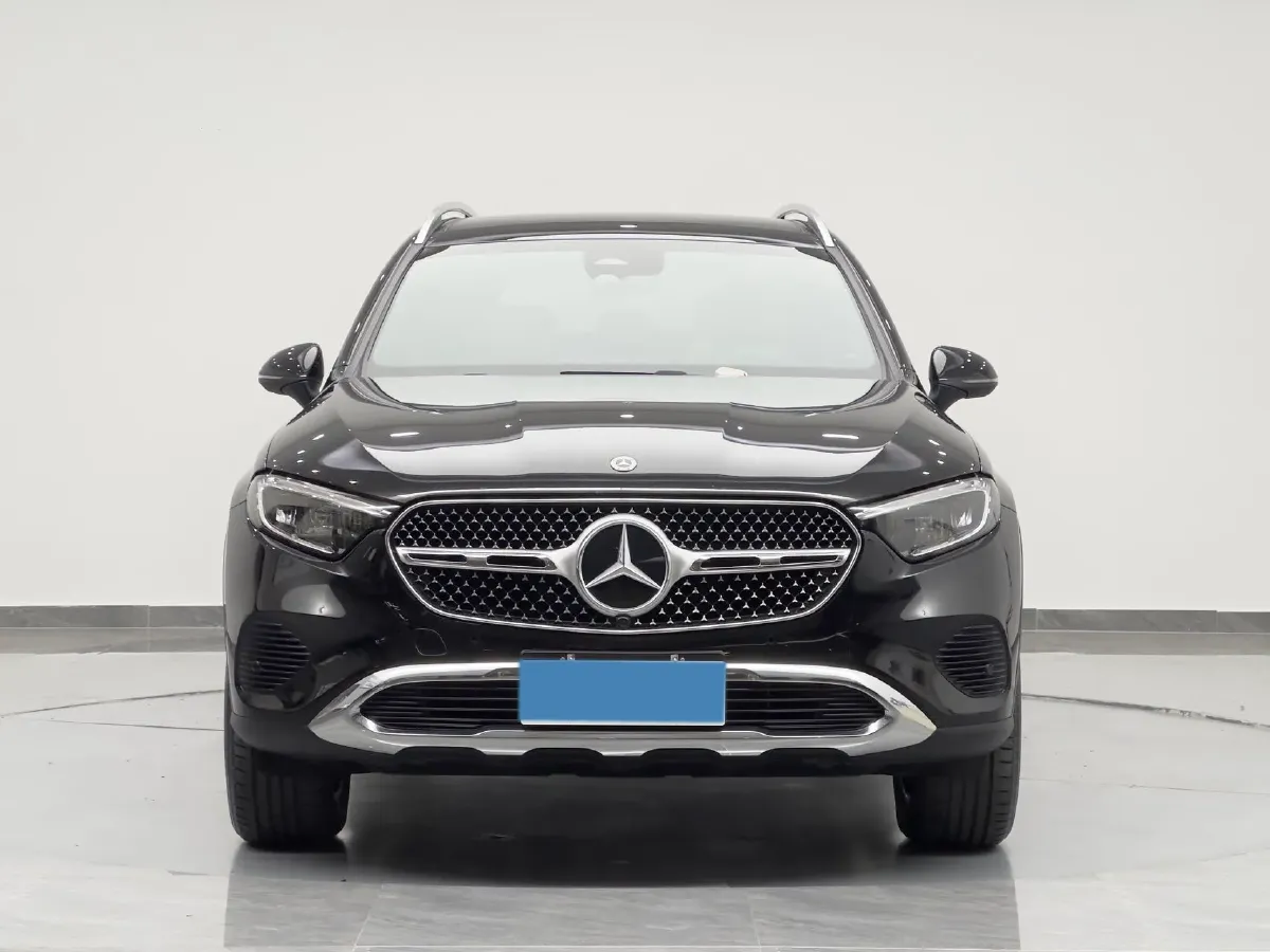 2024 Mercedes-Benz GLC Class 2.0T 204HP L4 9AT,autocango,china used car exporter,china ev exporter,chinese used car exporter,chinese used ev exporter